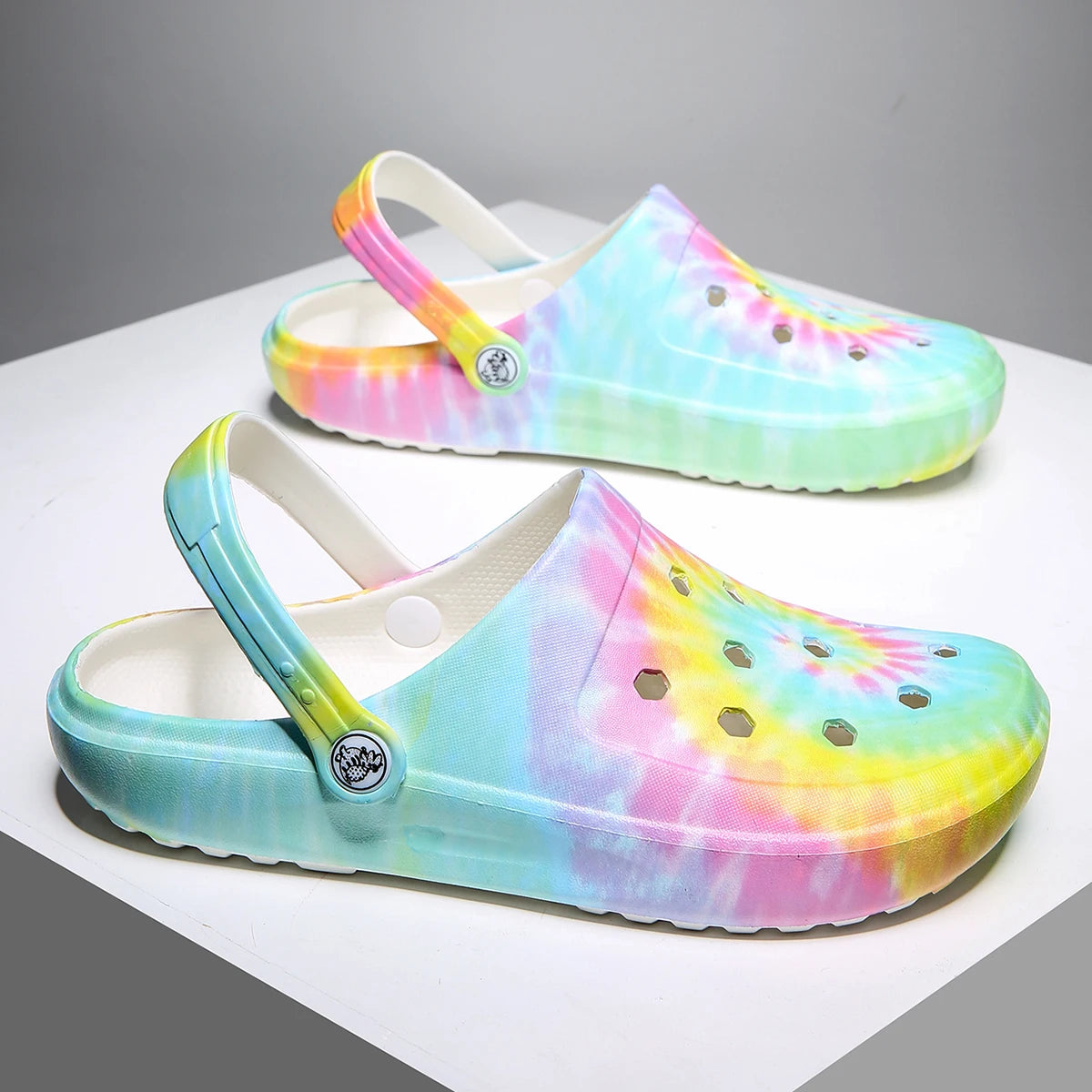 Tie-Dye Garden Clogs for Women - Lightweight Non-Slip Slip-On Comfortable Two-Way Wear Beach Slides